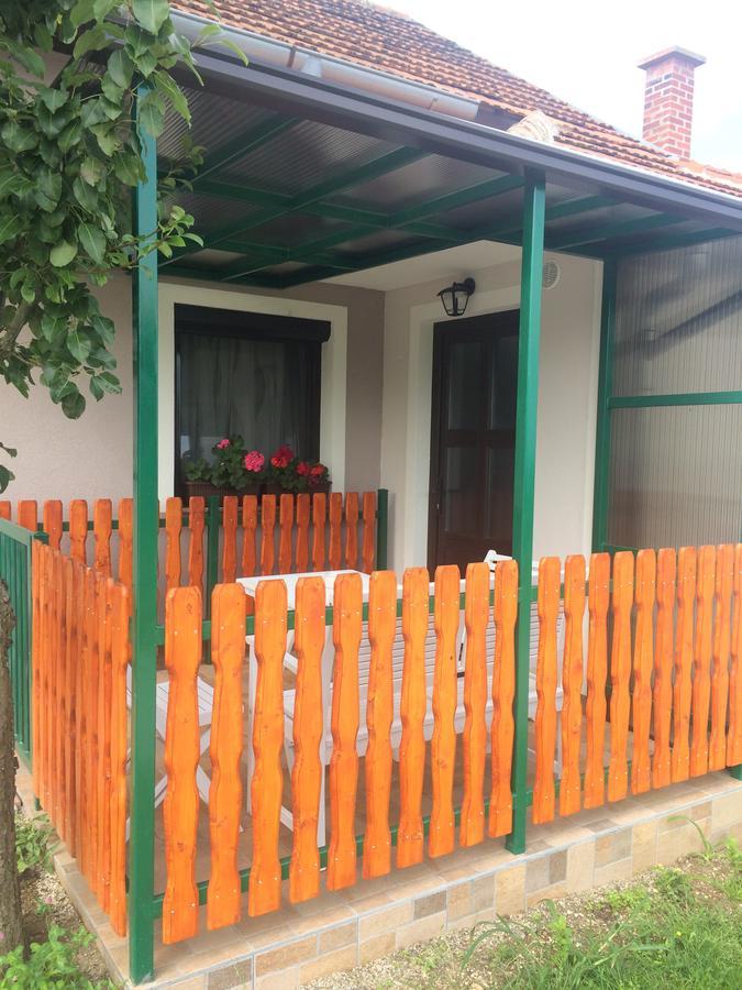 Holiday Home Maderka Strigova Eksteriør billede